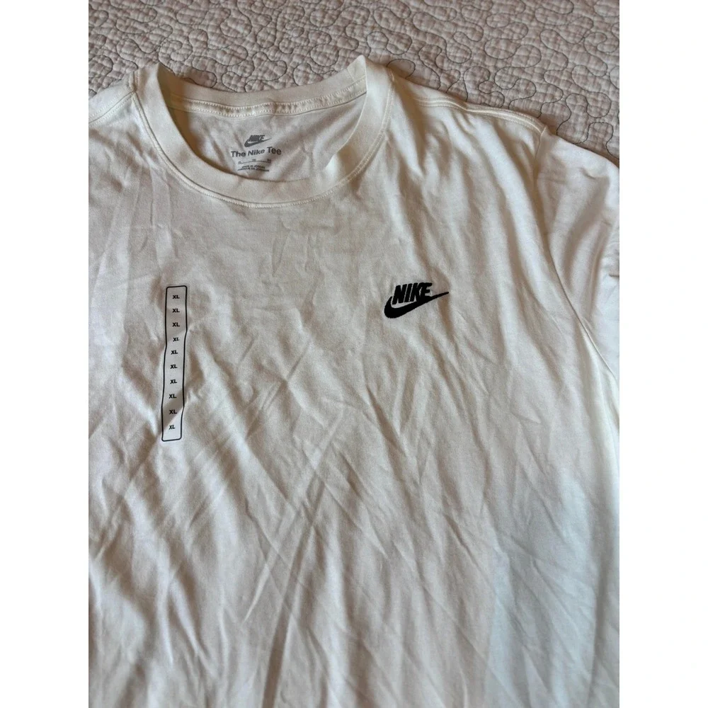 Nike Logo T-Shirt Mens Size XL White With Black Logo